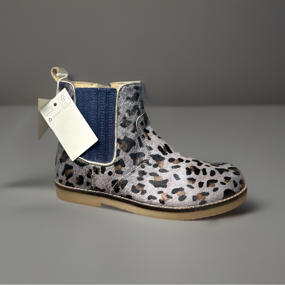 Mini Boden Leopard Print Chelsea Toddlers Size 12 Boots NWT